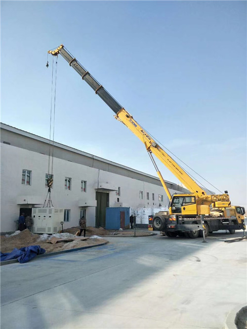 白沙县“超载就喊停”—— 吊车的 “重量保镖” 技术